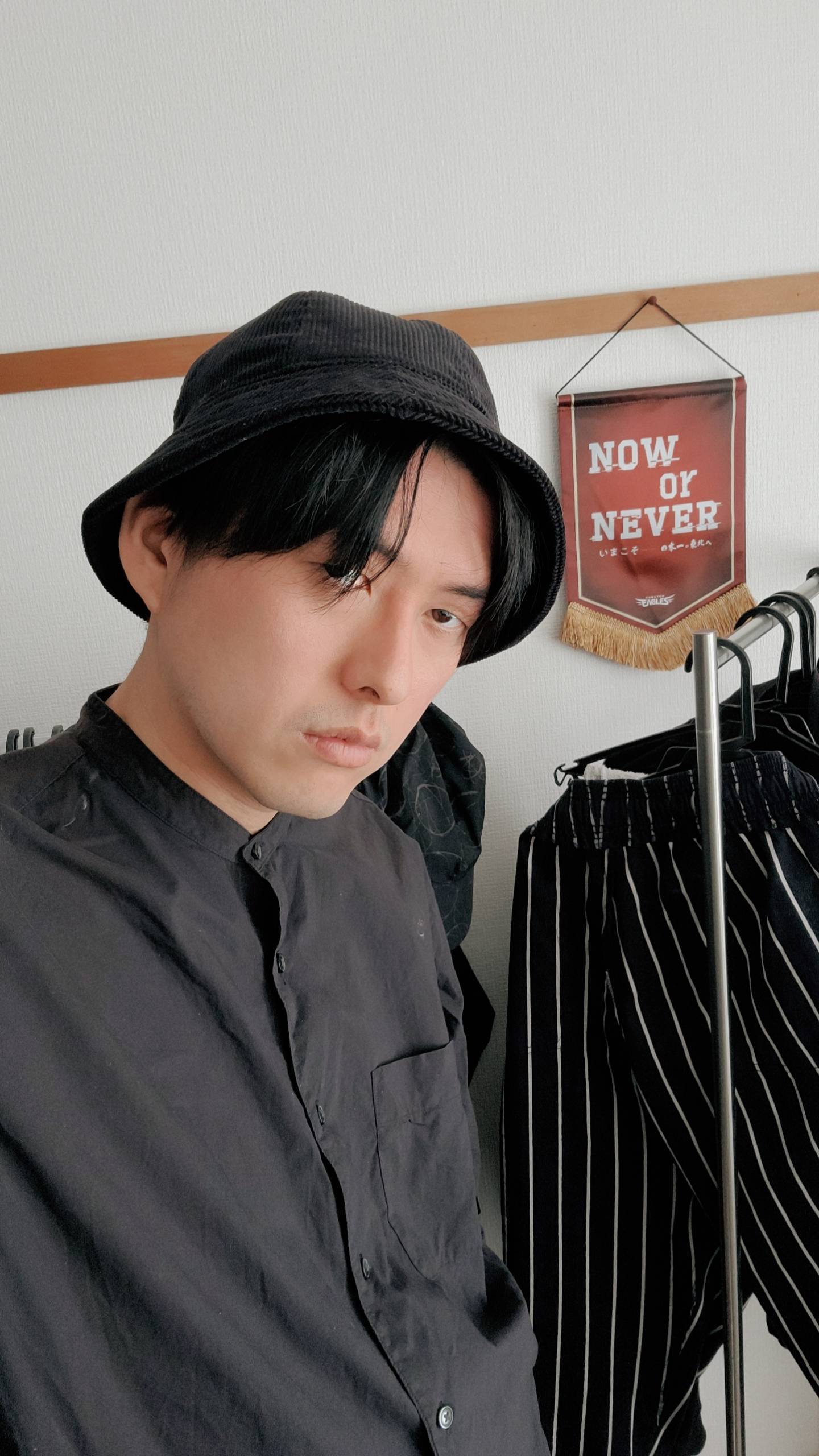 女の子「オシャレしたい男の人はまず眉毛を整えてみよう、印象すごく変わるよ」\n_2