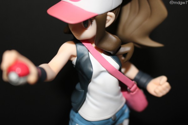 【悲報】ポケモンBWさん、いくらなんでも女主人公がエチエチすぎる、これ2等身じゃあかんやろ...\n_3