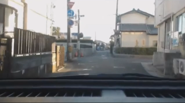 【爆笑】加藤純一さん、車載配信中に一方通行を逆走しパニックにどうしたら良いか解らずそのまま直進\n_3