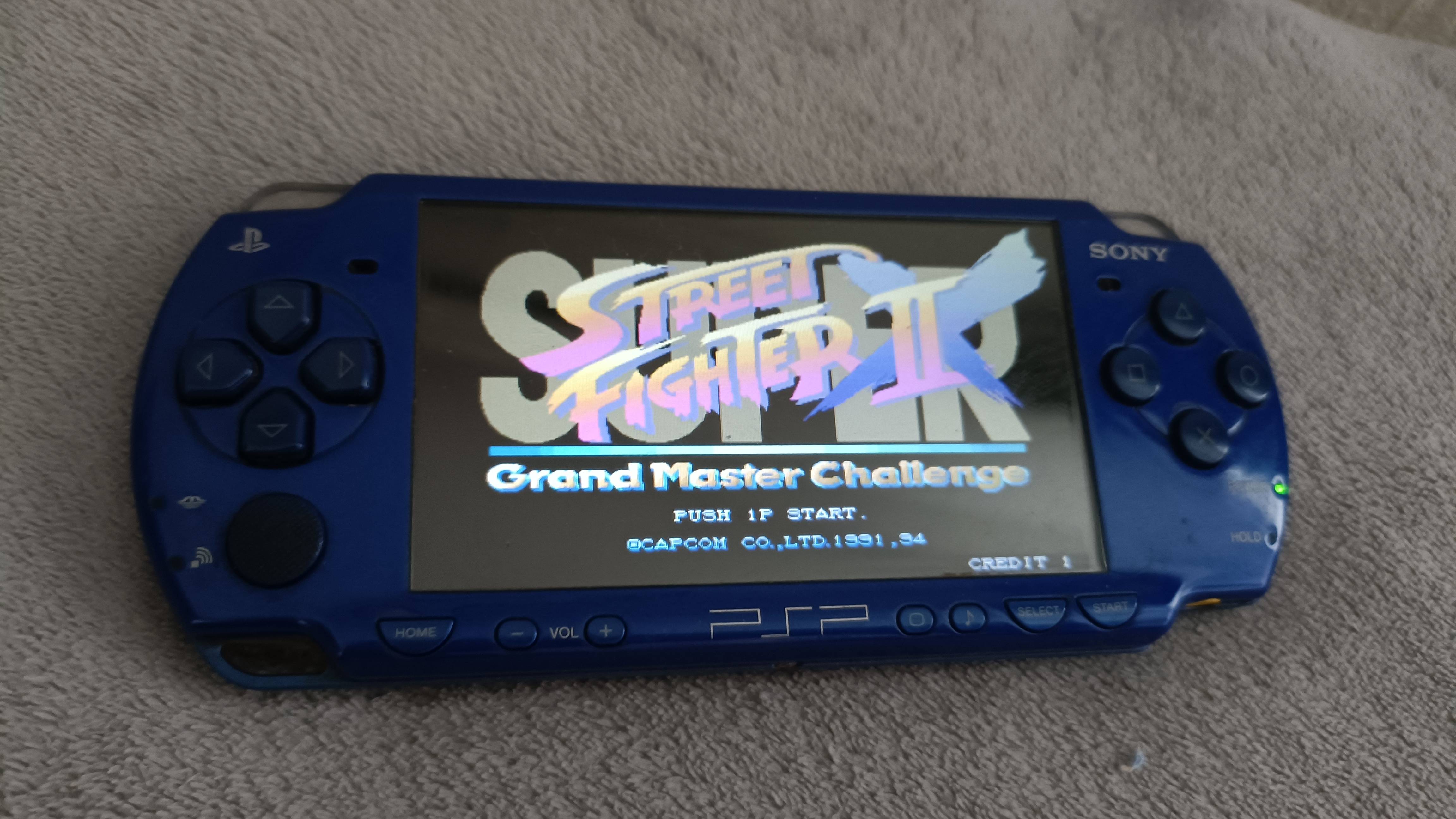 『PSP』 ってスゴイ携帯ゲーム機だったよな [277334916]\n_1