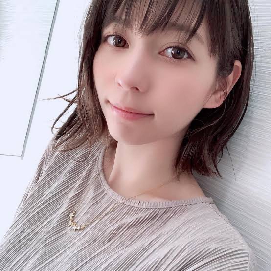 【画像】Lynnとかいう声優ｗｗｗ\n_1