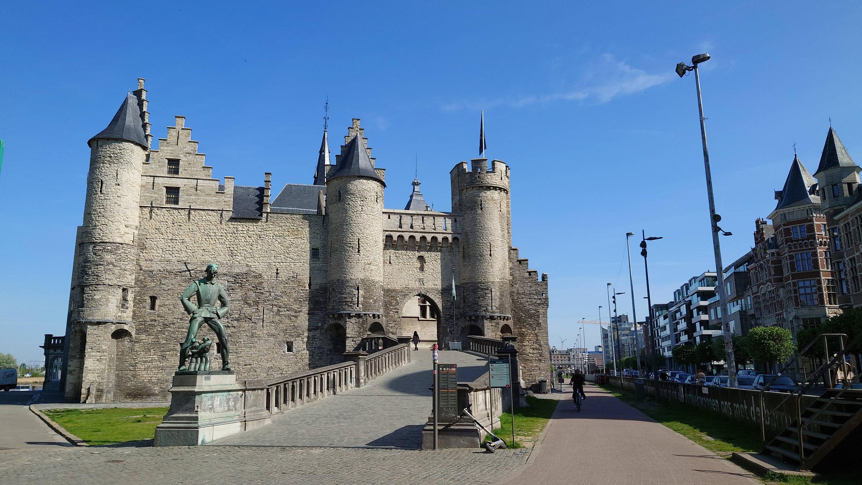 【悲報】ジャップランドさん、お城が少な過ぎる…… \n_1