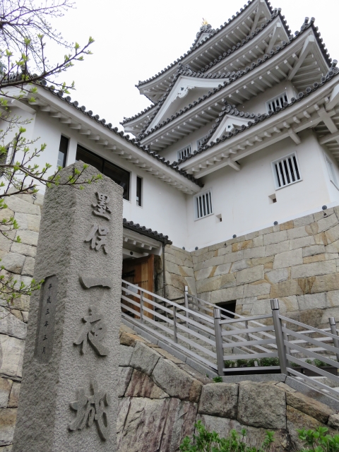 【悲報】ジャップランドさん、お城が少な過ぎる…… \n_1