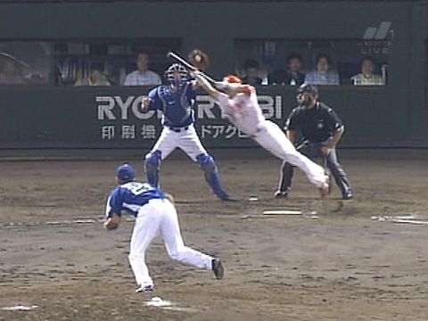 【朗報】道頓堀川に飛び込んだマンさん、美しすぎるwxwxwxwxwxwxwxwxwxwxwwywywywywww \n_1