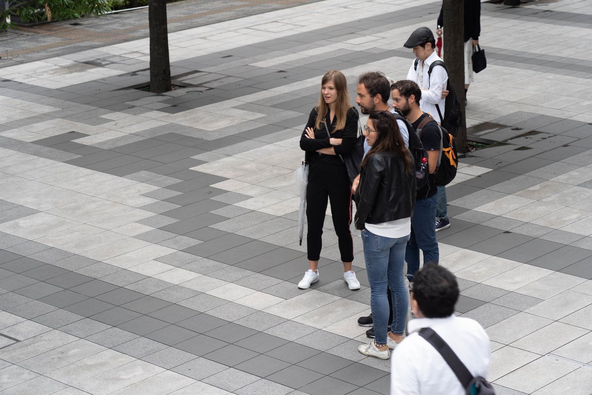 【朗報】秋葉原の広告、エッチすぎる！！外国人観光キッズの性癖ぶっ壊れるだろ…  [794348841]\n_1