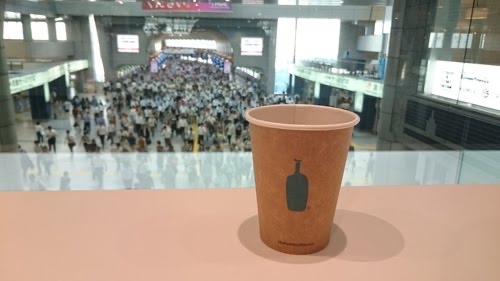 【朗報】生活保護ワイ、この時間帯の品川駅で「社畜の大河」をコーヒー飲みながら見下すの楽しすぎィ！wxwxwxxwxwxwxw【画像】  [904158236]\n_7