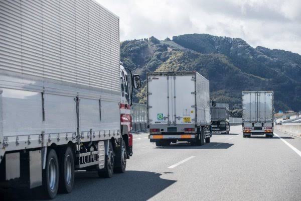 「こいつ運転下手すぎやろ…」ってなるやつの特徴 \n_1