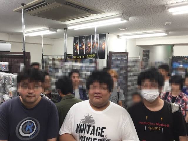 【悲報】カードゲーマーさん、体臭がキツすぎて大会中止wwwwwwwwwwwwwwwwwwwwwww  [426633456]\n_1