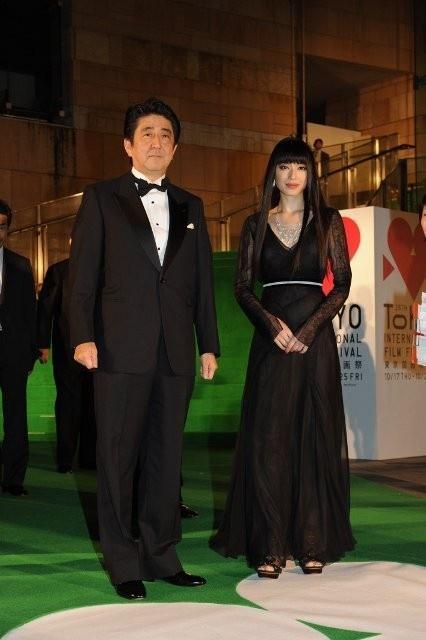 【朗報】ゆるキャンの野クル部長大垣千明さん、原型がなくなるほど美少女化してしまう…  [663344715]\n_1