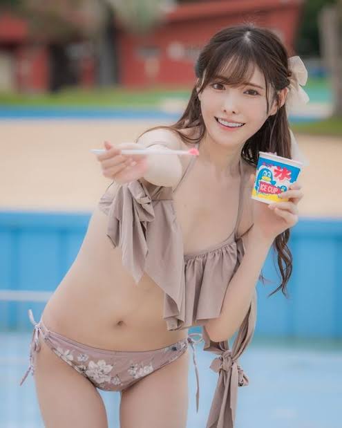 【悲報】超人気AVアイドル。 引退を発表してしまう😭  [485983549]\n_2