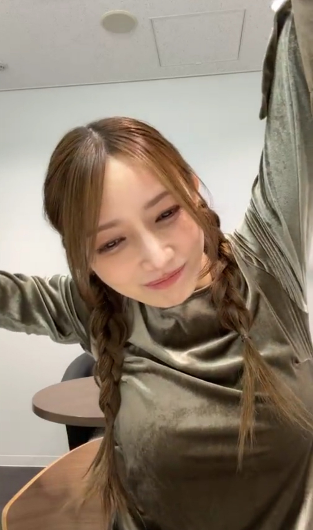 ゴマキ(後藤真希)、背伸びしただけでバズる💕wwwwww  [153490809]\n_3