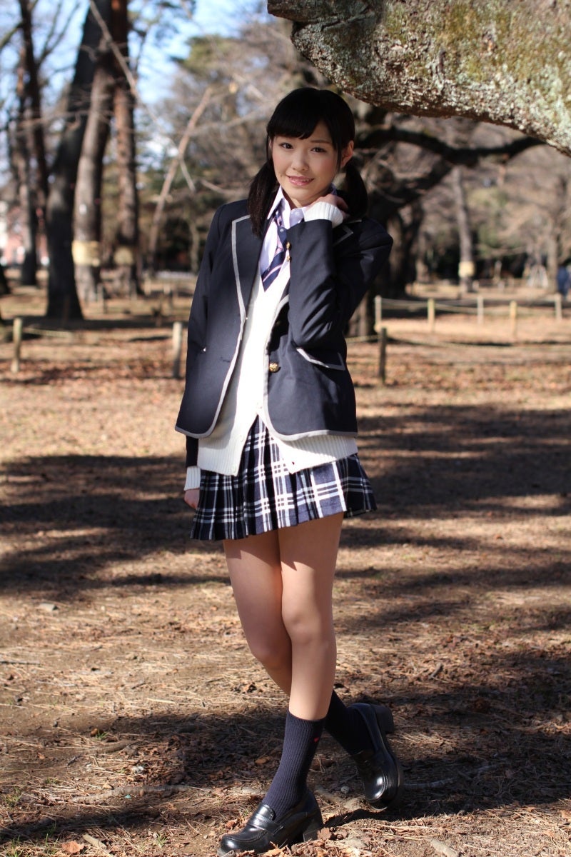 【悲報】超人気AVアイドル。 引退を発表してしまう😭  [485983549]\n_4