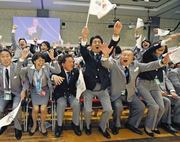 居酒屋の倒産がコロナ禍超えで空前のブーム。居酒屋に人がいない  [633746646]\n_4