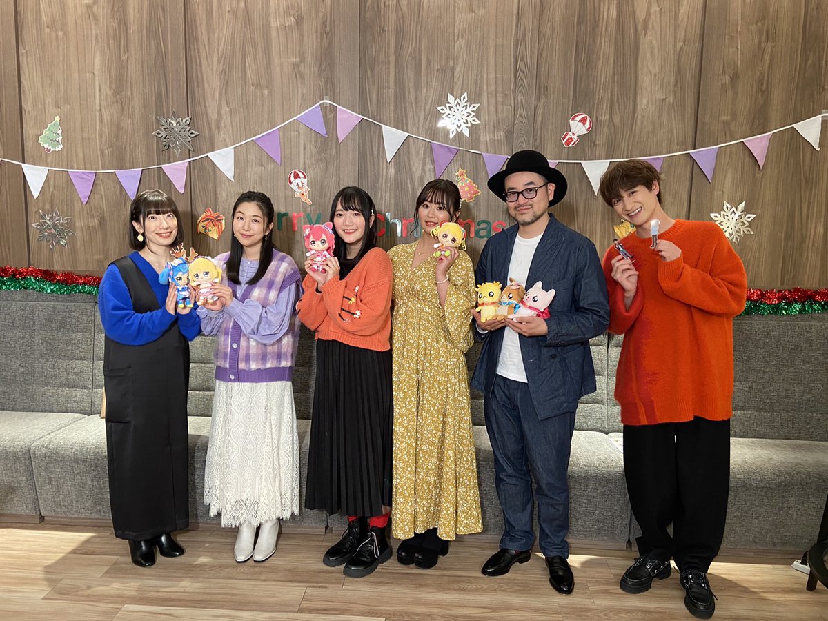 【画像】声優の内田真礼ちゃん(35)、ガチで可愛くなるwwwwwwwwwwwwwwwwwww \n_5