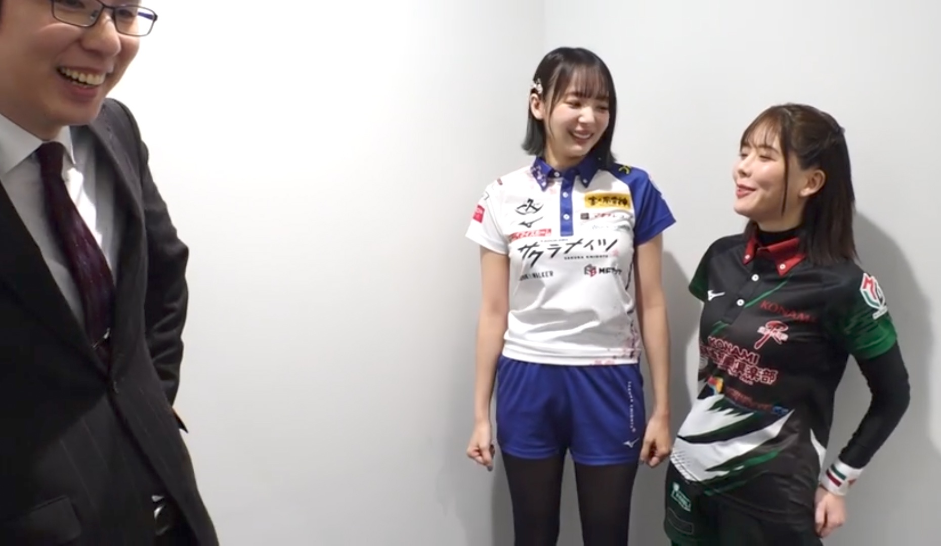 岡田紗佳、Mリーグの楽屋配信でインタビュアーに陰口言ってるのが流れて炎上・謝罪  [481941988]\n_8