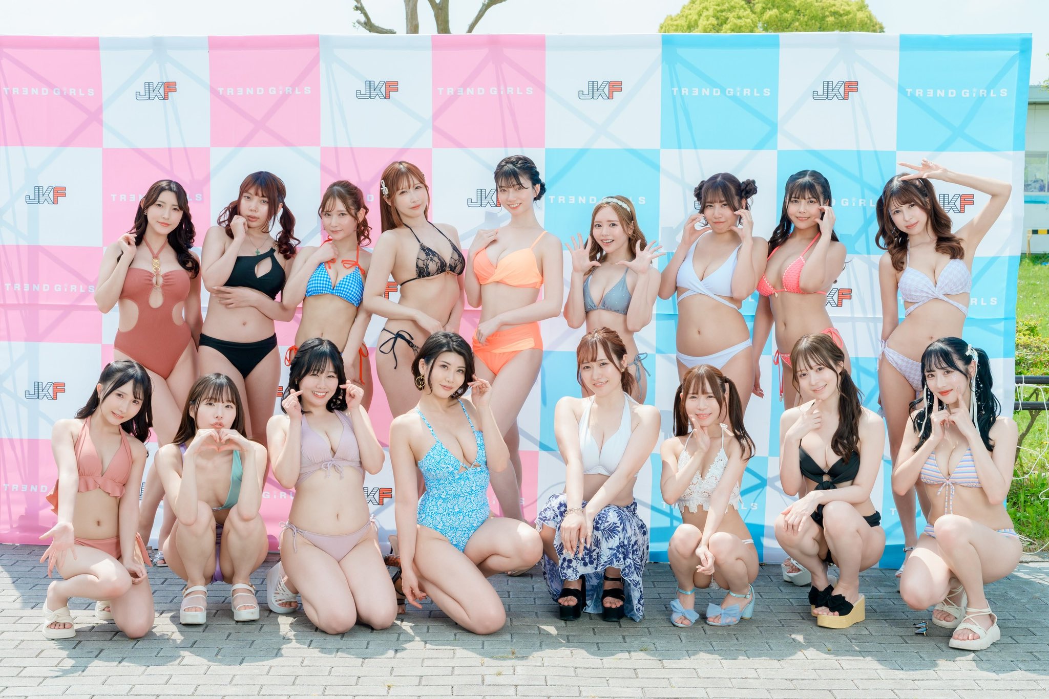 【画像】瀬戸環奈ちゃん、やっぱりレベルが違う😍  [779857986]
_1_1