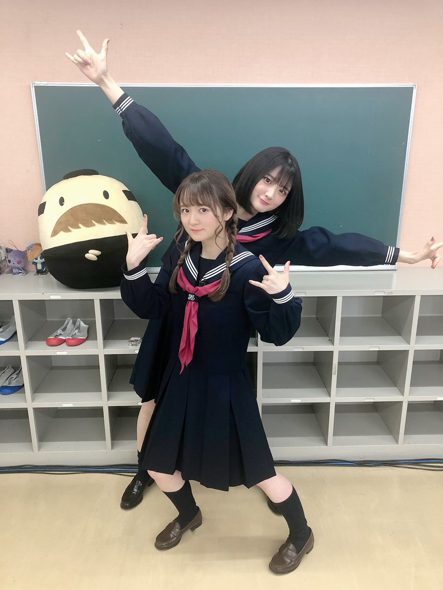 【画像】声優ユニット「ましゅれいまっしゅ！」の50パーセント以上が脱いでるという事実 
_54_54