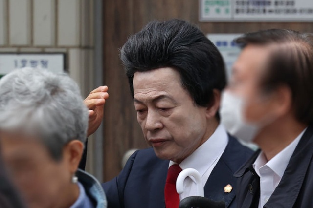 なぜ真面目に働く日本人よりテキトーな欧州人のほうが生産性が高いのか？  [667744927]
_105_105