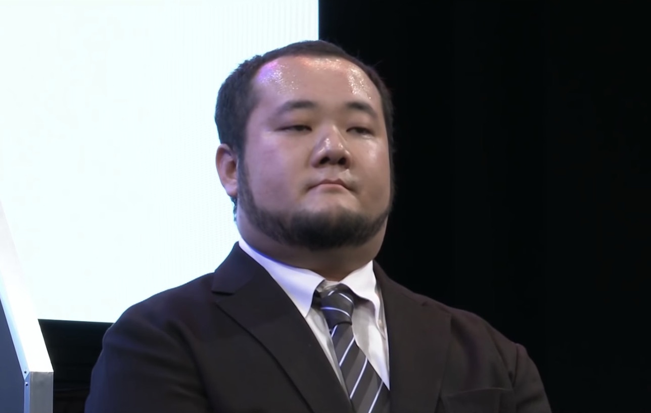 【訃報】LoL元プロゲーマー、31歳の若さで巨星落つ  [986211932]
_1_1