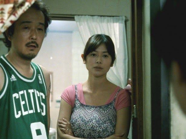 【悲報】真木よう子インスタライブも真剣佑をエロい目で見てしまい発狂 
_142_142