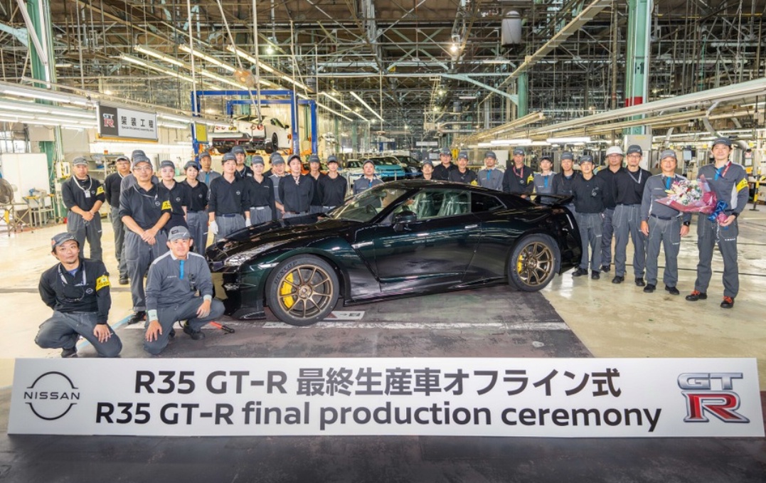 【車】日産GT-Rが生産終了  [256556981]
_1_1
